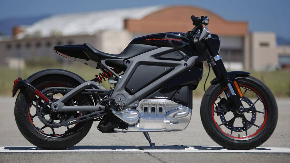 With an hour charge producing a 130 mile range, the prototype American motorbike can go from 0 to 60 in four seconds, and comes replete with the roar of a jet plane