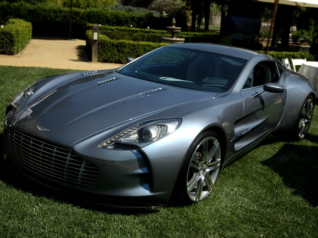 One-77 by ASTON MARTIN