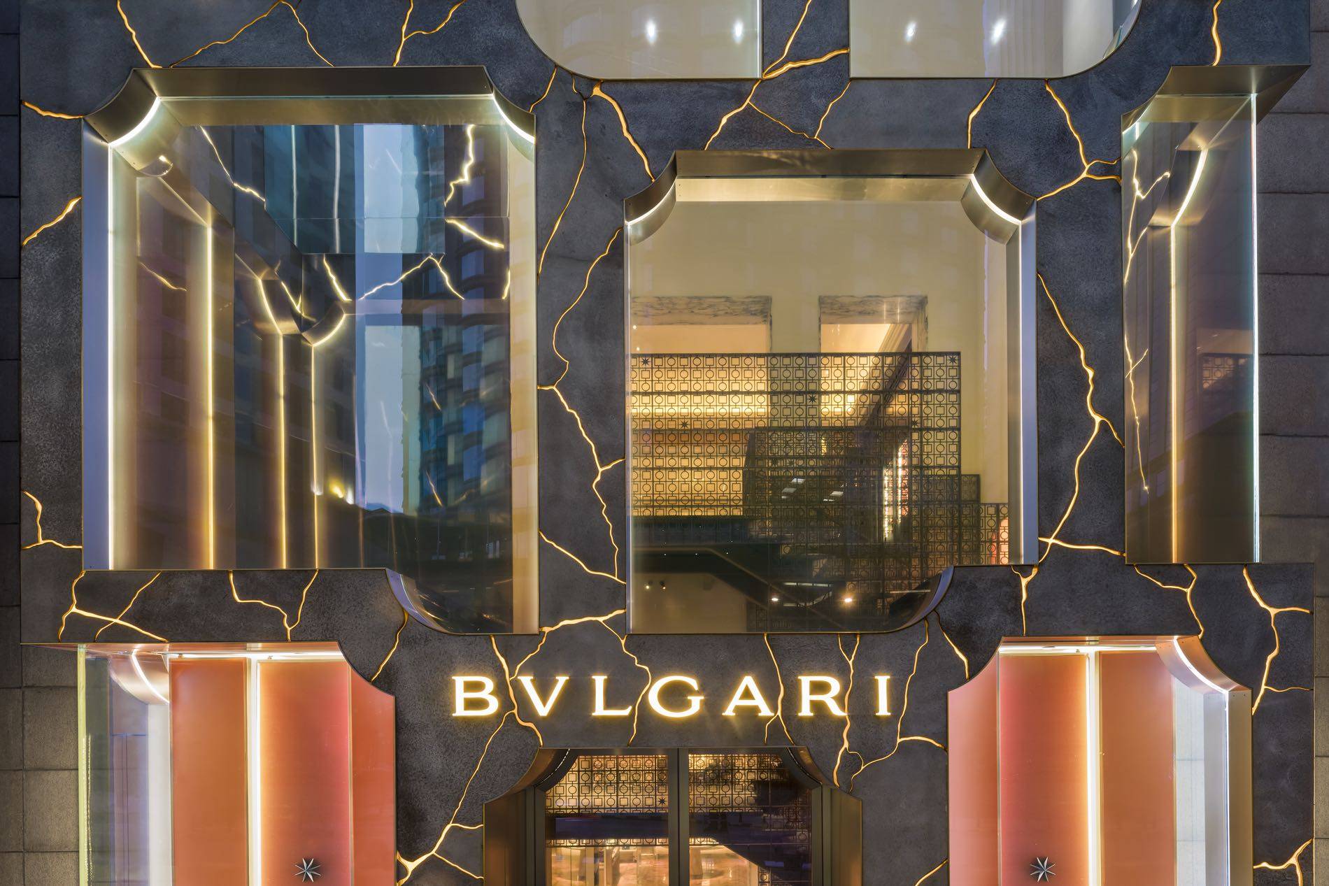 Bvlgari Kuala Lumpur Flagship Store Unveils Dramatic New Facade | SENATUS