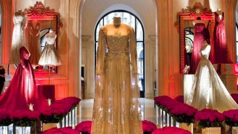 In a unique collaboration, Four Seasons Hotel George V exhibits the latest ELIE SAAB Haute Couture designs, curated by Jeff Leatham, artistic director of the hotel for the past 14 years