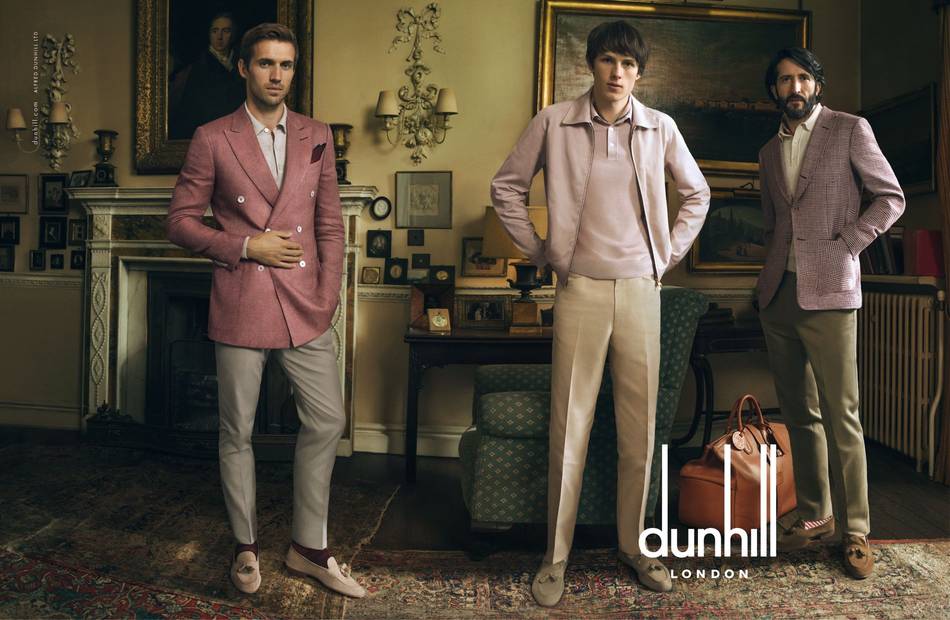 Creative Director John Ray reinforces the portrayal of the inimitable spirit of the British gentleman, the Alfred Dunhill man 'at home' amongst friends