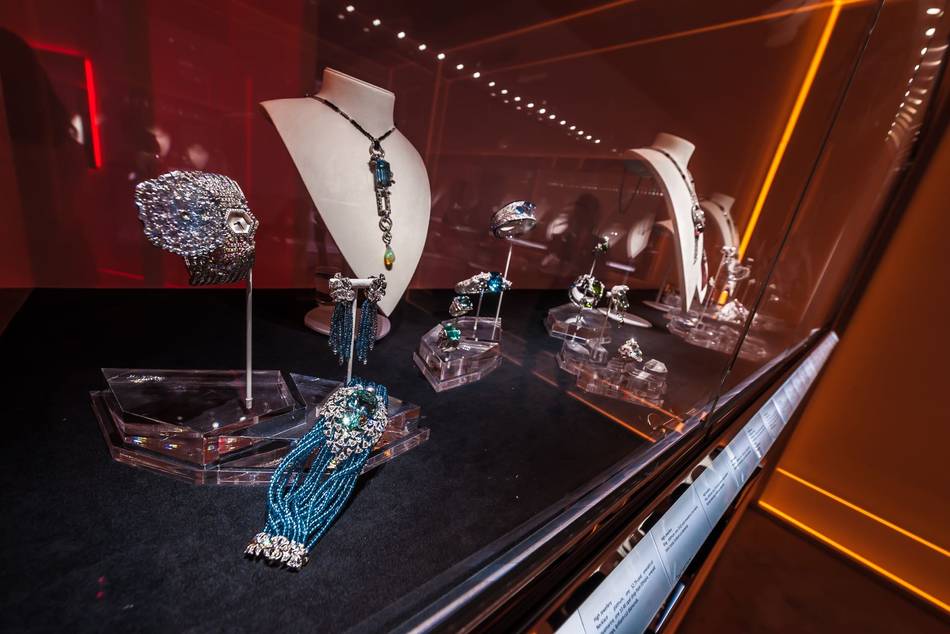 Cartier will be holding its first-ever public exhibition of contemporary high jewellery in the world in celebration of Singapore's Golden Jubilee