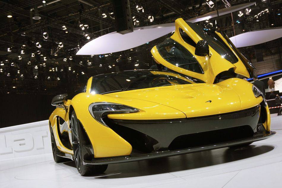 McLaren Automotive has used all of its 50 years of racing experience and success, especially in the fields of aerodynamics and lightweight carbon fibre technology to achieve this objective