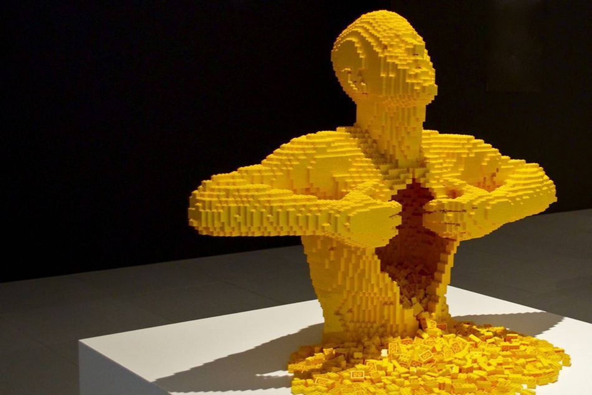 The Art of the Brick® at ArtScience Museum SENATUS
