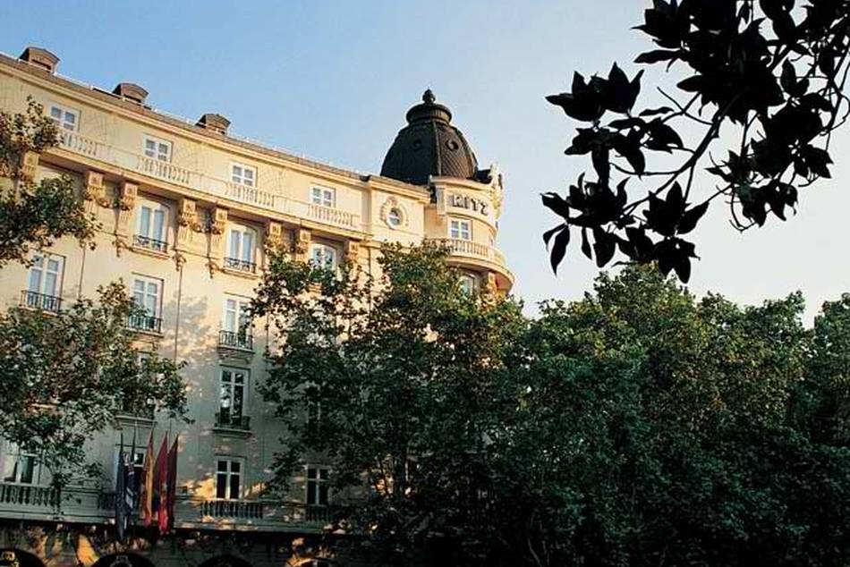 Providing guests with a luxurious & elegant base from which to explore Spain's capital city for 100 years