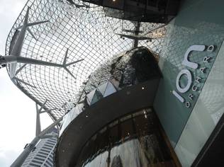 Singapore's landmark mall opens amidst much anticipation