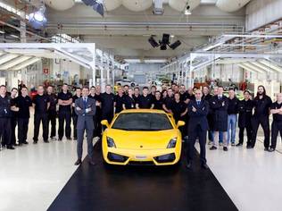 Automobili Lamborghini sets 2010 record with its 10,000th Gallardo