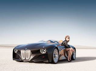 BMW is paying tribute to the BMW 328 on the occasion of its anniversary with a special model