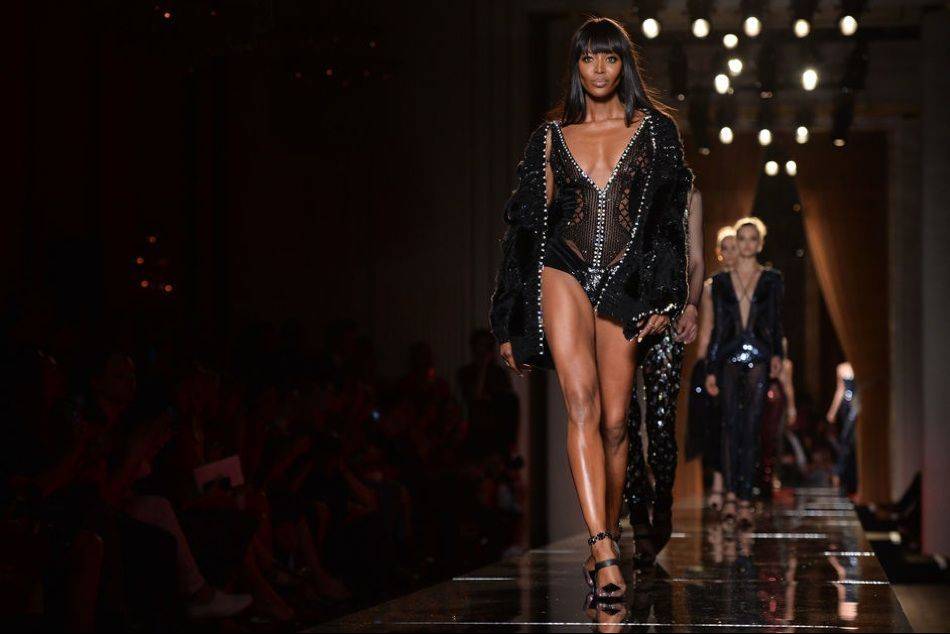 Donatella Versace's Fall/Winter 2013/2014 showcase for Haute Couture Week featured Naomi Campbell who provided a showstopping opening to a collection inspired by Hollywood movie costumes