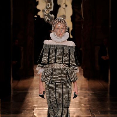 Alexander McQueen Goes 'High Church' @ Paris Fashion Week | SENATUS