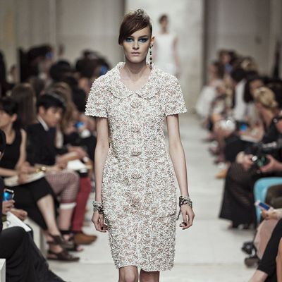 Runway Looks from Chanel Cruise 2014 Fashion Show | SENATUS