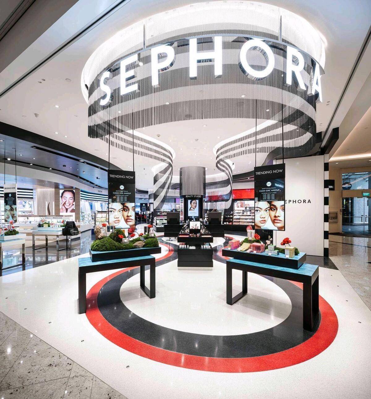 Sephora to Reopen Newly-Revamped Champs-Elysées Flagship