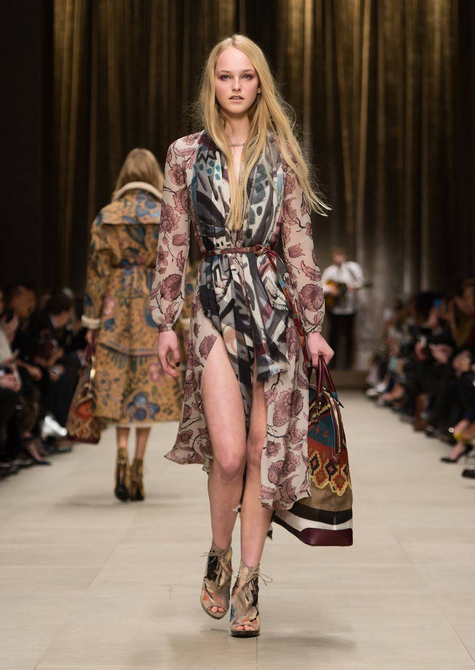 “The Bloomsbury Girls” of Burberry Fall/Winter 2014/2015 Collection ...
