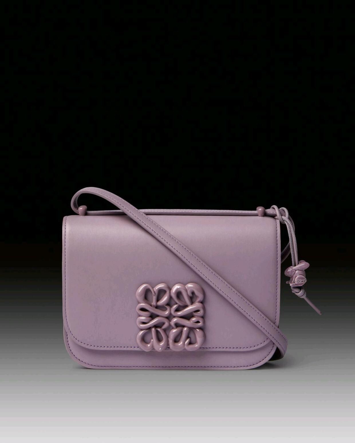 Loewe Chinese Monochrome Collection • Soft Sensibilities.