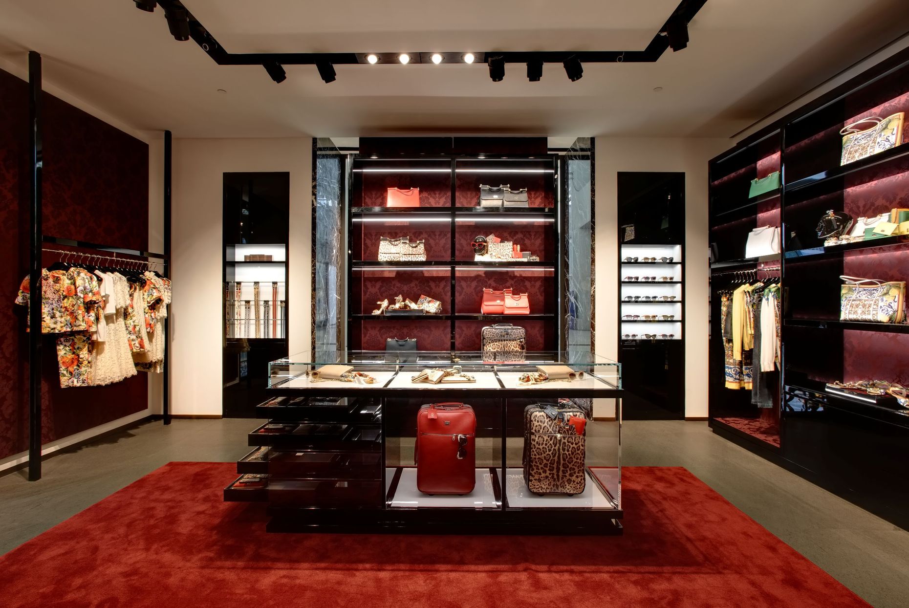 Dolce & Gabbana Opens Flagship Store at Marina Bay Sands | SENATUS