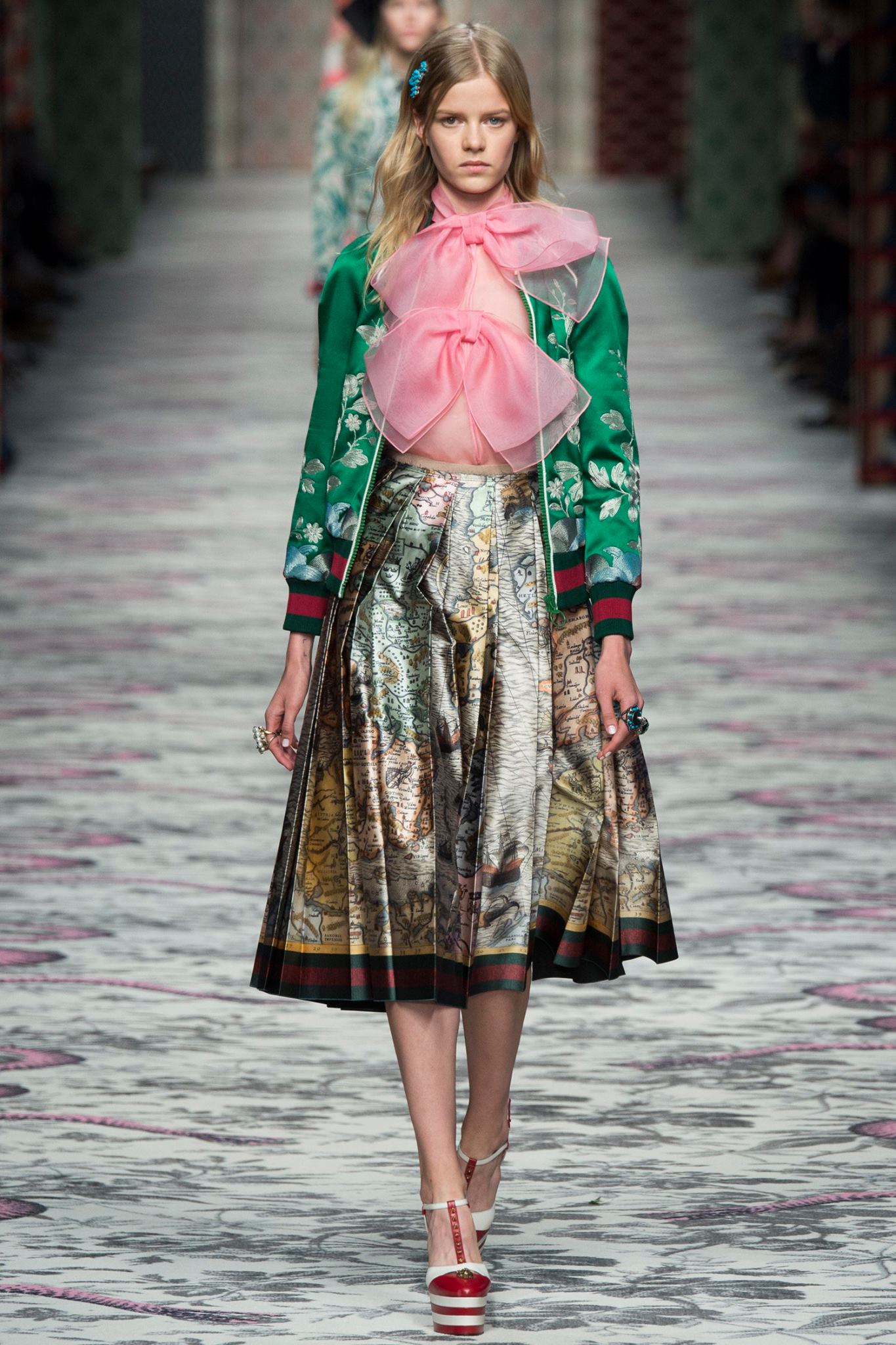 Gucci Spring/Summer 2016 Sees the Glorious Blossoming of Alessandro ...