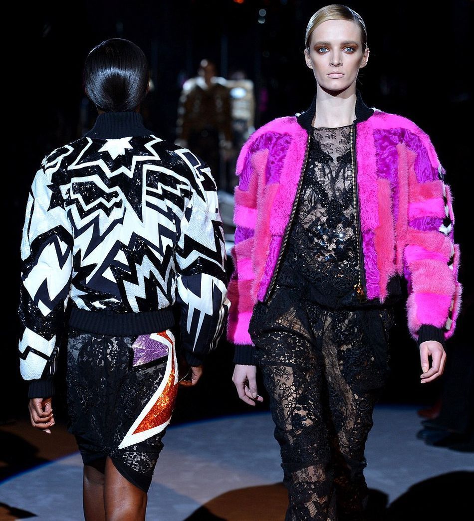 TOM FORD Makes Womenswear Catwalk Debut at London Fashion Week | SENATUS