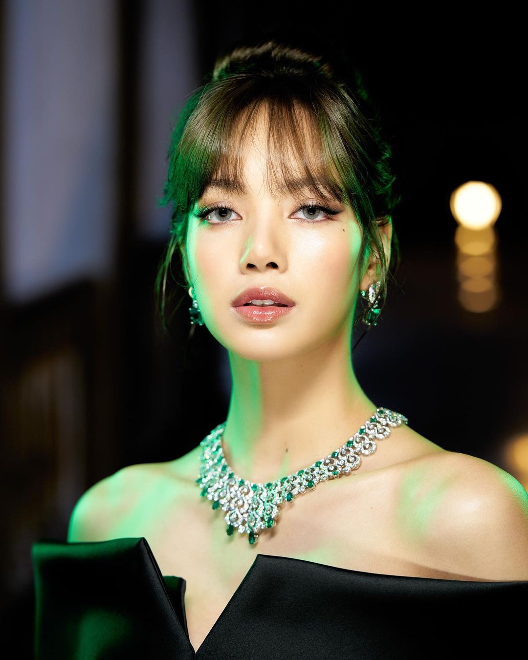 Lisa Of BLACKPINK In BULGARI Passage To Emerald Necklace SENATUS