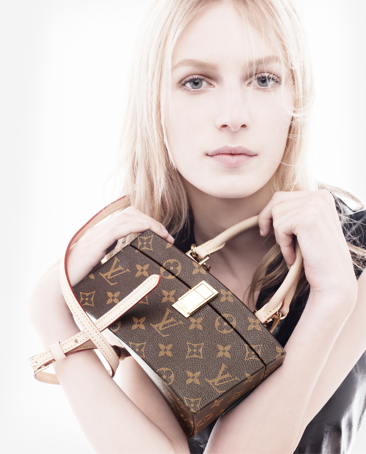 Louis Vuitton celebrates 160 birthday - soPerlage