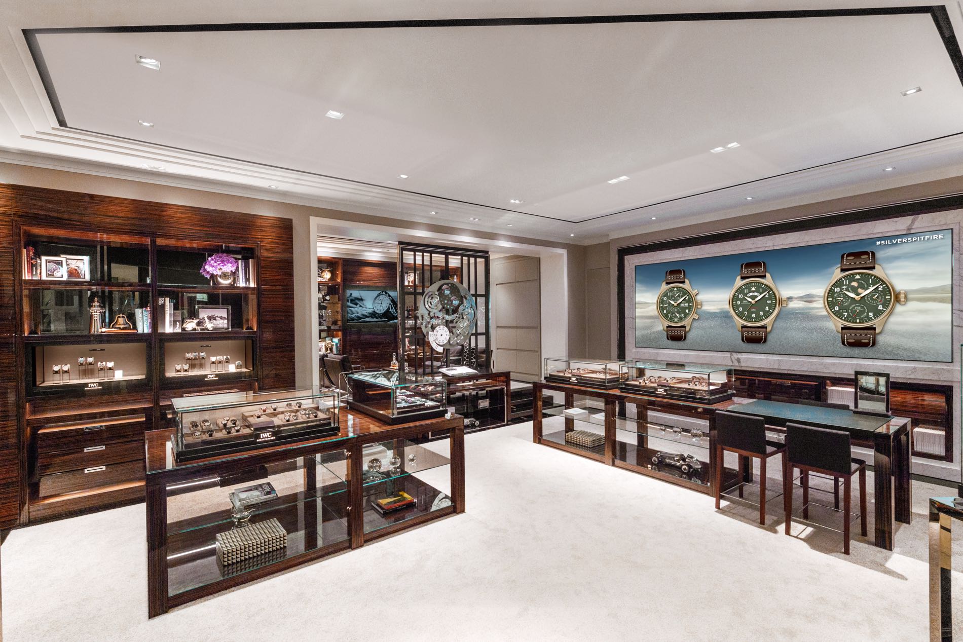 IWC Unveils New Flagship Boutique at Marina Bay Sands | SENATUS