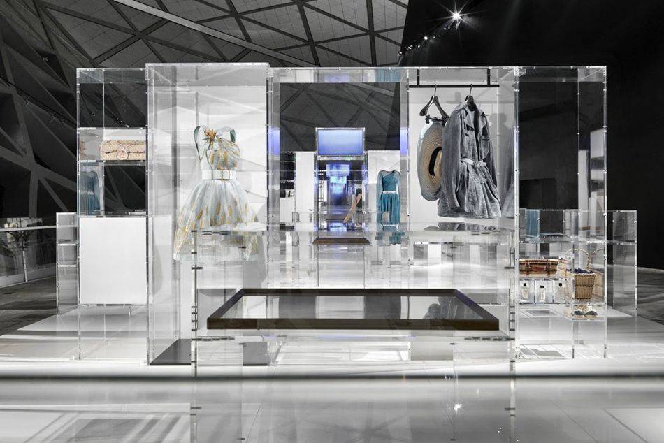 N° 5 Culture Chanel Exhibition at Tokyo Paris |