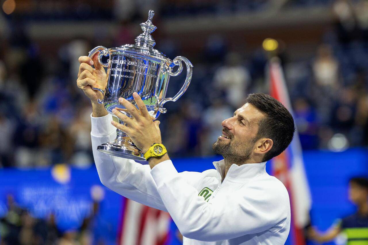 Novak Djokovic - Bola Amarela