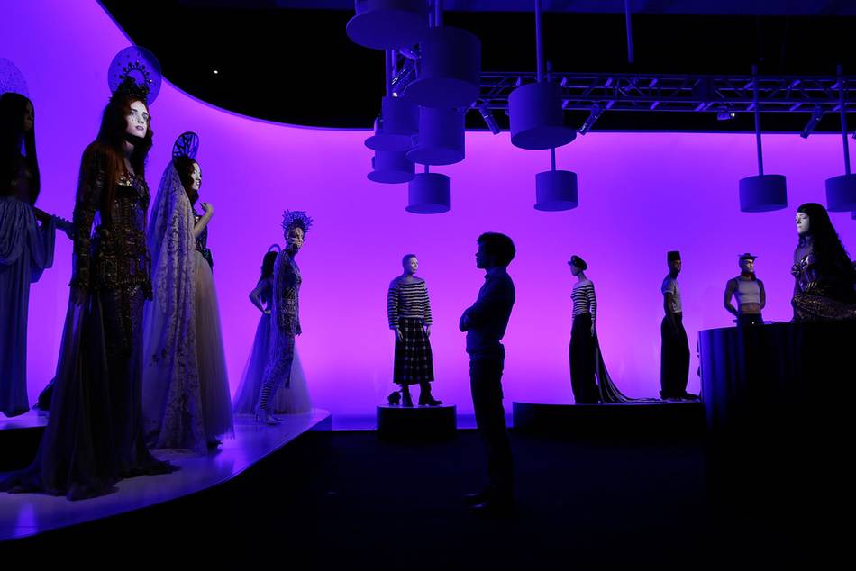 The international exhibition devoted to the celebrated couturier who launched his first prêt‐à‐porter collection in 1976 and founded his own couture house in 1997