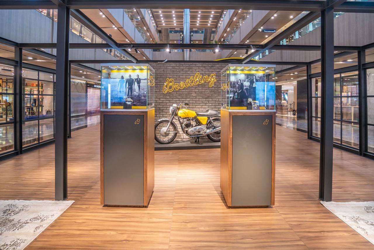 Breitling Unveils New Urban Loft Pop-Up Concept in Singapore | SENATUS