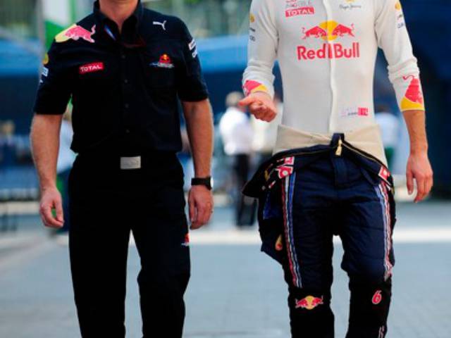 Mark Webber will meet with Red Bull’s management today to discuss his future