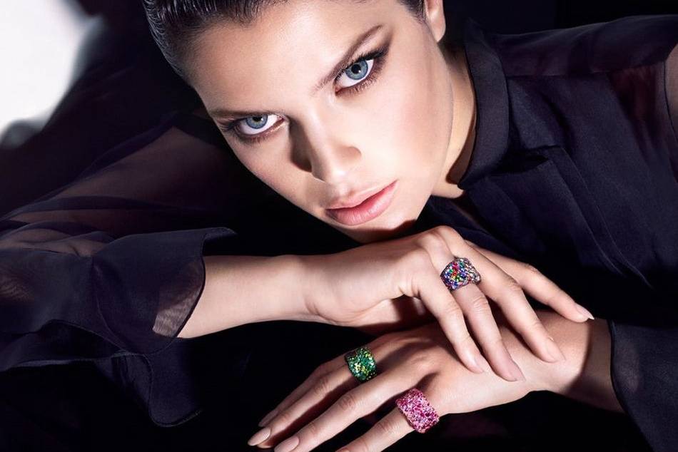 The latest collection by the contemporary master jeweller highlights the House's creativity in vivid colour, featuring a kaleidoscope of coloured gemstones in its creations