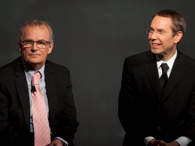 Jim O‘Donnell, President, BMW North America and artist Jeff Koons