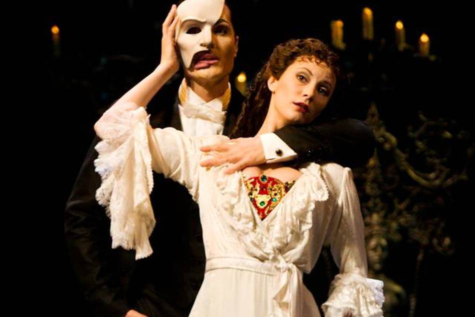 Andrew Lloyd Webber's highly anticipated sequel to the Phantom of the Opera debuts in London