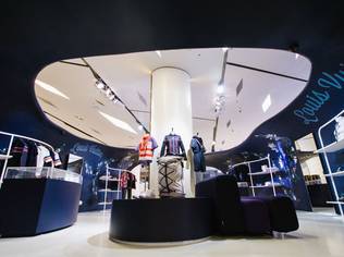 For the first time in Bangkok, Louis Vuitton and Siam Paragon have collaborated in a menswear pop-up showcase