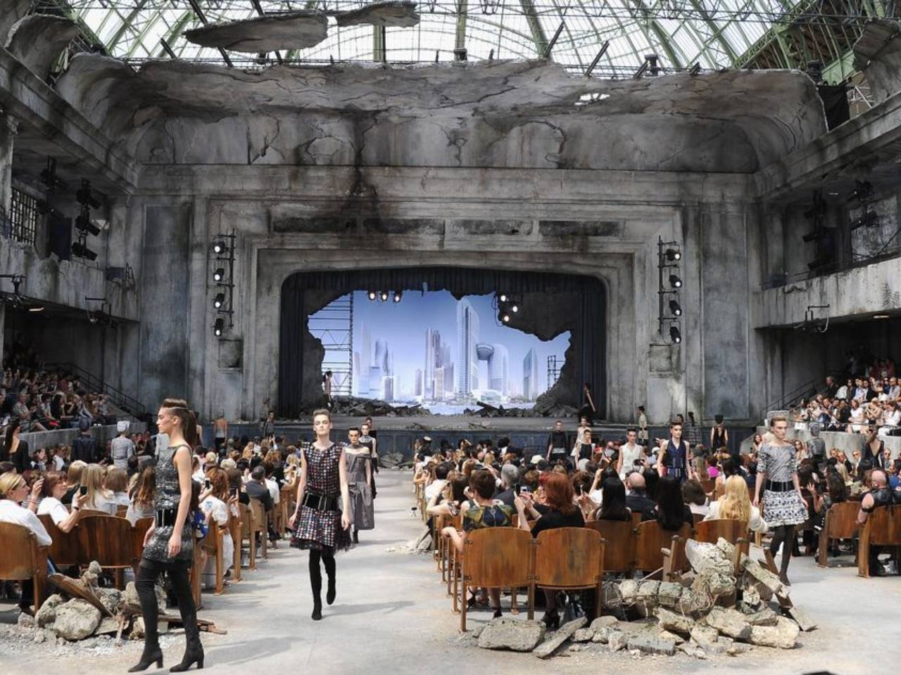 Lagerfeld Juxtaposes Past and Future with CHANEL Haute