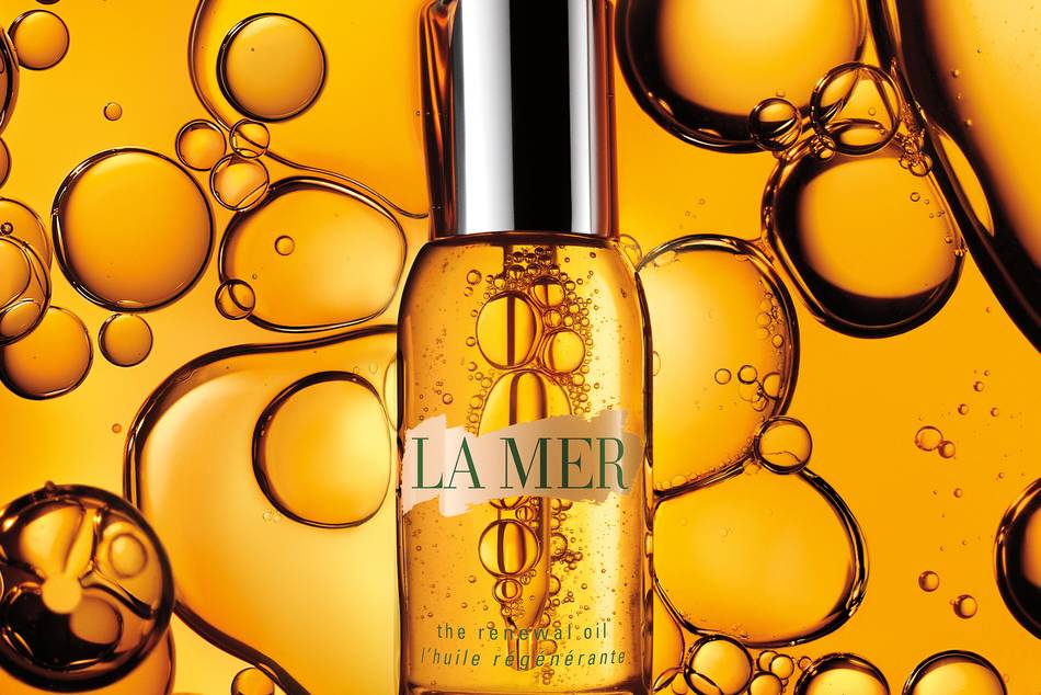 Transform your skin with the new highly potent, multi-faceted elixir that delivers a beautifully sensorial experience