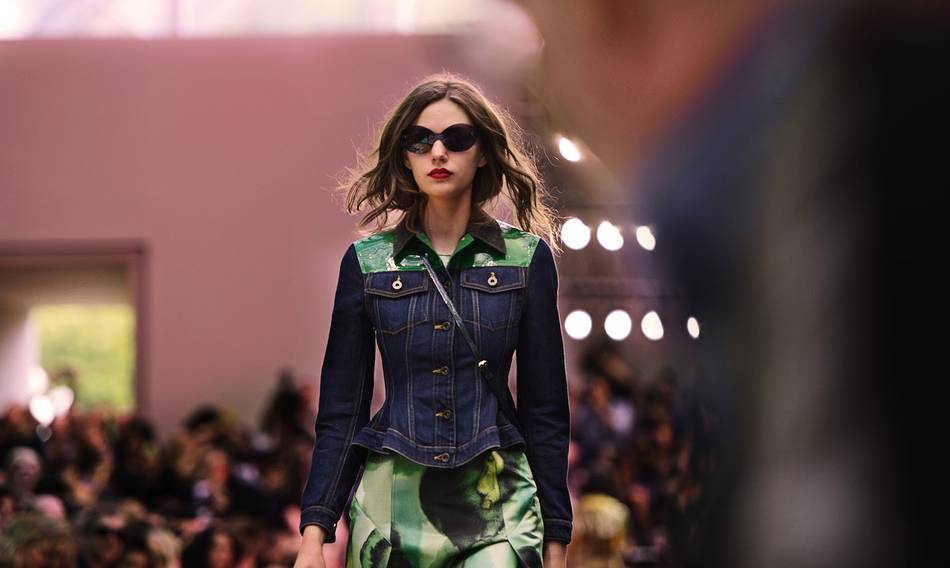 Burberry Prorsum Spring/Summer 2015 with The Birds and The Bees | SENATUS