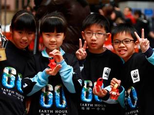 Children At Earth Hour Launch Hong Kong | Source: <a href="http://www.flickr.com/photos/earthhour_global/4443721090/">Flickr/earthhour_global</a>