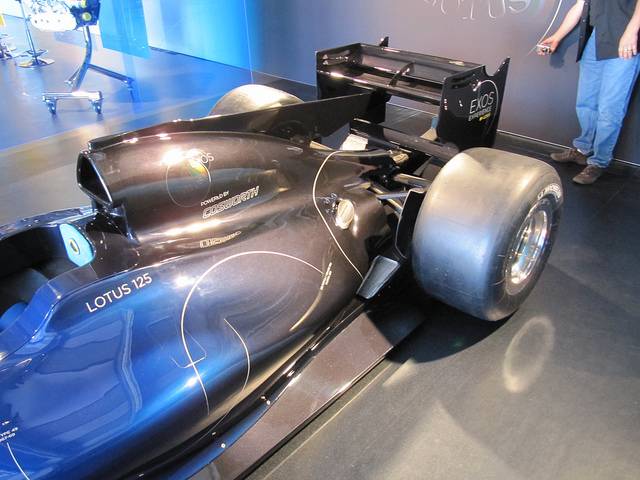 The chassis is a carbon fiber monocoque of the 2009-spec F1 cars | Credit: <a href="http://www.flickr.com/photos/rnair/">flickr/rnair</a>