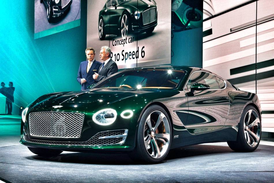 The concept car nabs the gold award for its timeless, iconic Bentley design, clever use of new materials and aesthetic dynamism