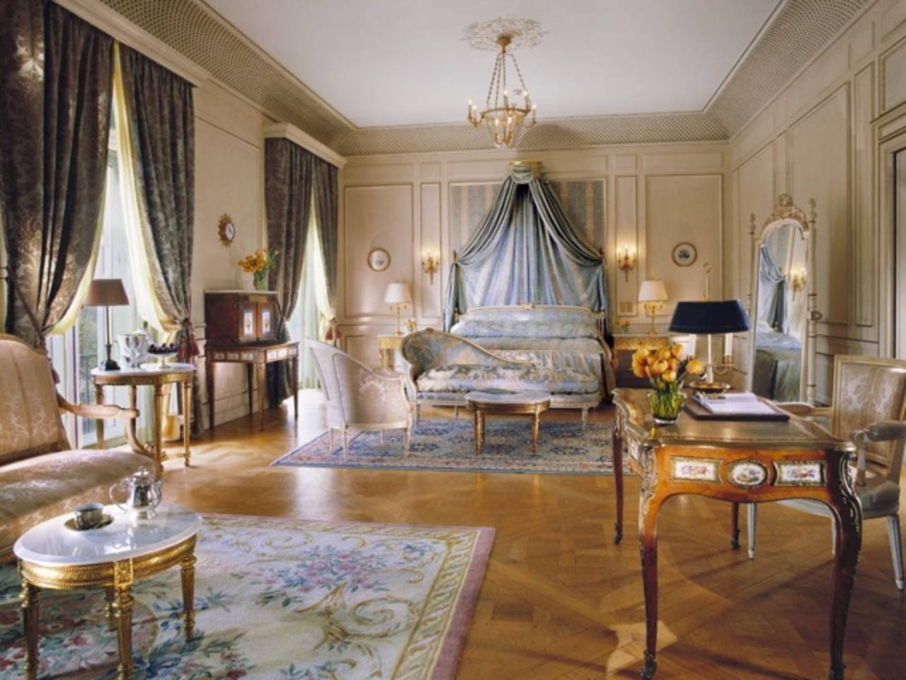 Le Meurice in Paris SENATUS
