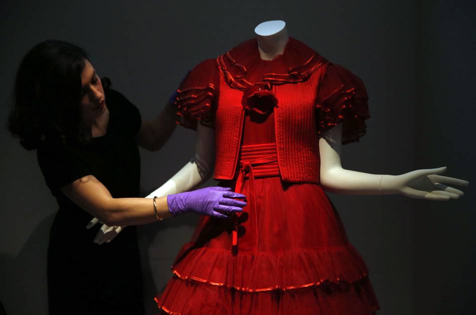 Held at the Victoria and Albert Museum in London, the exhibition is a glamorous, comprehensive look at Italian Fashion from the end of the Second World War to the present day