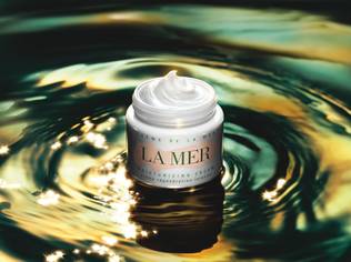 LA MER celebrates 50 years of innovation & craftsmanship in conjunction with Singapore's Golden Jubilee with a limited edition Crème de la Mer