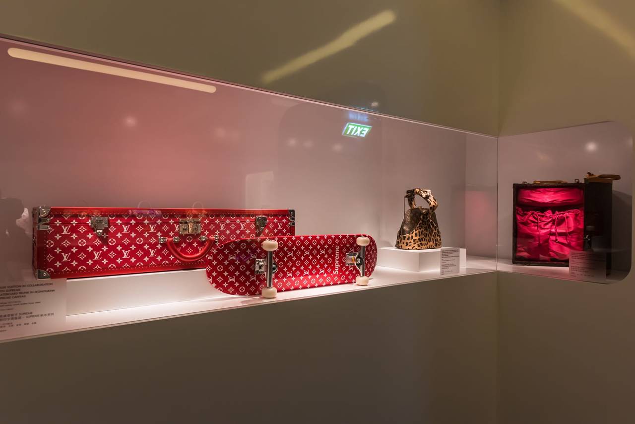 Louis Vuitton Dogs -  Singapore