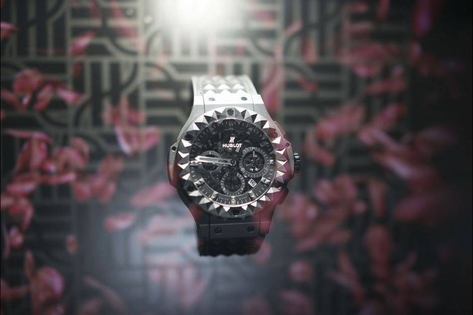 For the occasion, Hublot has designed an exclusive series of 250 of the Limited Edition of Big Bang Depeche Mode