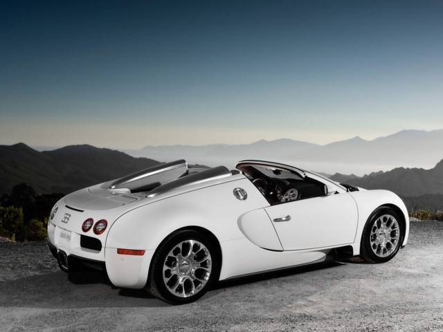 2009 Model of the Bugatti Veyron 16.4 Grand Sport
